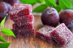 Infographic: Lợi ích của các món ăn nhẹ từ quả mận 