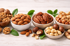 5 loại hạt hỗ trợ cân bằng huyết áp, cholesterol