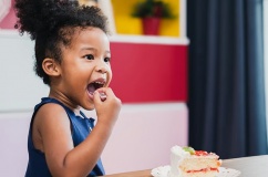 Ăn ít đường trước 2 tuổi có thể giảm nguy cơ tim mạch 