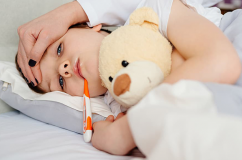 Dinh dưỡng, chăm sóc đúng cách khi trẻ mắc viêm đường hô hấp