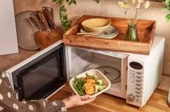 Hâm nóng thức ăn bằng lò vi sóng có gây hại gì không?