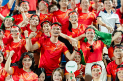 Fanzone Herbalife tiếp lửa tuyển Việt Nam đấu Malaysia