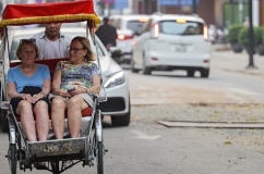 Bắc Bộ nhiều nơi có mưa dông chiều tối, ngày nắng