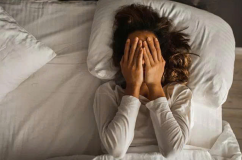 'Điểm mặt' 4 lý do khiến bạn trằn trọc mỗi đêm