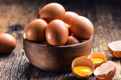 Ăn trứng giảm nguy cơ mắc bệnh Alzheimer?
