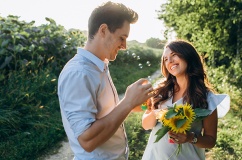 Tử vi thứ Tư (3/6/2026): Song Tử nên dành nhiều thời gian hơn cho người yêu