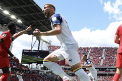 Cùng con hòa mình vào không khí World Cup ngay tại nhà