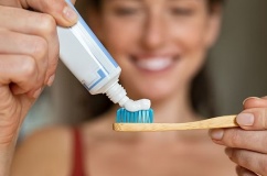 Cách chọn kem đánh răng cho nụ cười tự tin