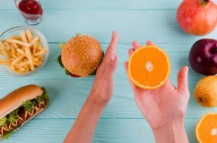 Những thực phẩm âm thầm làm tăng cholesterol