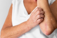 Người bệnh đái tháo đường bị ngứa có cách gì cải thiện được không?