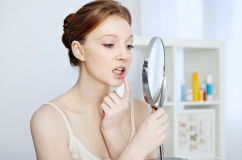 Những dấu hiệu bất thường trong khoang miệng không nên bỏ qua  