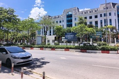 Nắng nóng vẫn bao trùm Bắc Bộ và Trung Bộ 