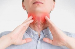 Bướu cổ lành tính có tự nhỏ lại không?