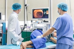 Nhiều thói quen hàng ngày làm tăng nguy cơ mắc ung thư đại trực tràng