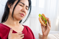 Vì sao tim đập nhanh sau khi ăn, giải pháp để cải thiện? 