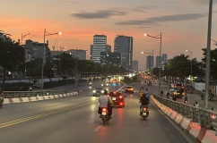 Bắc Bộ nắng ráo, Nam Bộ chiều tối mưa dông