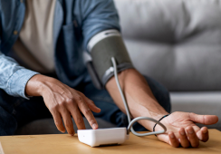 Tăng huyết áp, hở van động mạch chủ có nguy hiểm không?