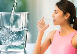 7 thời điểm uống nước tốt cho sức khỏe bạn cần biết