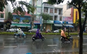 Sáng mai siêu bão Hagupit đổ bộ biển Đông