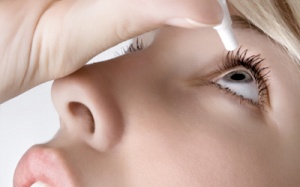 Chữa mắt bằng thuốc điều trị HIV