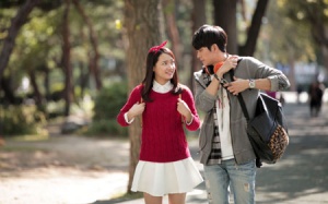 'Bom tấn Tuổi thanh xuân' có đáng xem?