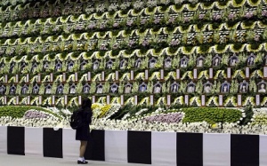 Nữ sinh sống sót sau vụ chìm phà Sewol tự sát