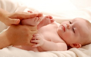 Những sai lầm nguy hiểm khi chăm sóc trẻ bị ốm (P.2)