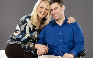 Chàng trai bị 'nhốt' trong chính cơ thể mình