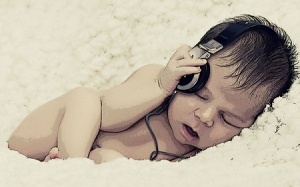 Taylor Swift và Rihanna giúp trẻ giảm đau sau phẫu thuật