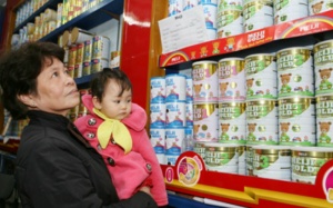 Sữa bị thao túng, làm giá: Các Bộ đá 'quả bóng trách nhiệm'