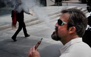 Thuốc lá điện tử đâu kém thuốc lá thường