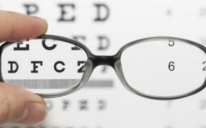 Tại sao con người bị cận thị?