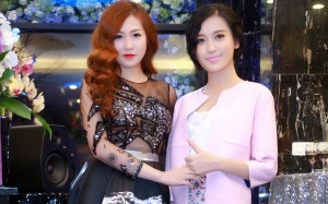 Huyền My đọ sắc cùng Tú Anh