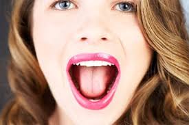 Há miệng ra nào!