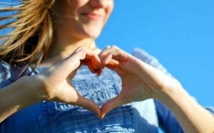 Dấu hiệu đau tim mà phụ nữ thường bỏ qua