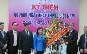 Ông Đinh Thế Huynh: 'Thầy thuốc phải như mẹ hiền'