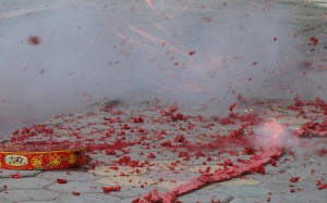 Tết Ất Mùi 2015 giảm hẳn tiếng pháo nổ