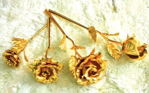 Quà mùng 8/3: Quà “độc” và “lạ” lên ngôi