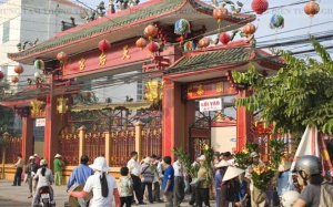 Rằm tháng Giêng hành hương về Chùa Bà Thiên Hậu