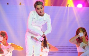 Sơn Tùng M-TP bị Đông Nhi 'vượt mặt' trong The Remix liveshow 6