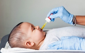 Nên làm gì khi trẻ bị co giật do sốt cao?