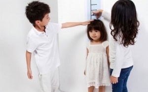 Nguyên nhân khiến trẻ 'nấm lùn'