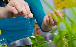 Bỏ túi bí quyết nêm gia vị chuẩn như đầu bếp