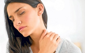 Liệu pháp điều trị đau cứng cổ tại nhà