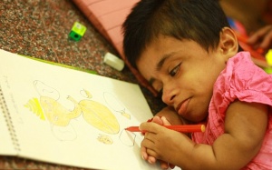 19 tuổi cao 0.7 mét, nặng 12kg