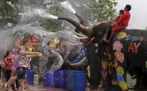 Thái Lan: Tưng bừng lễ hội té nước Songkran 