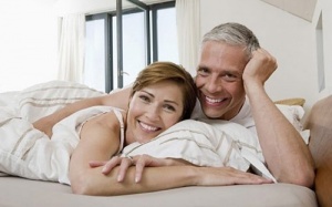 Giữ 'lửa yêu' khi mãn kinh