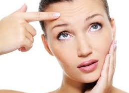 Thói quen nào làm gia tăng nếp nhăn?