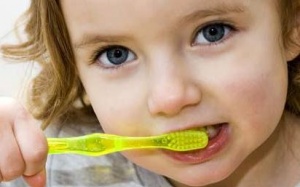 Răng vĩnh viễn quá sớm - cần chăm sóc đặc biệt