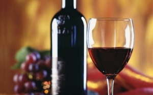 Rượu và huyết áp cao: Uống hay dừng?